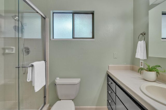 5539 Crestline Dr, Foresthill, CA 95631