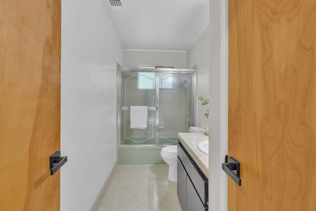 5539 Crestline Dr, Foresthill, CA 95631