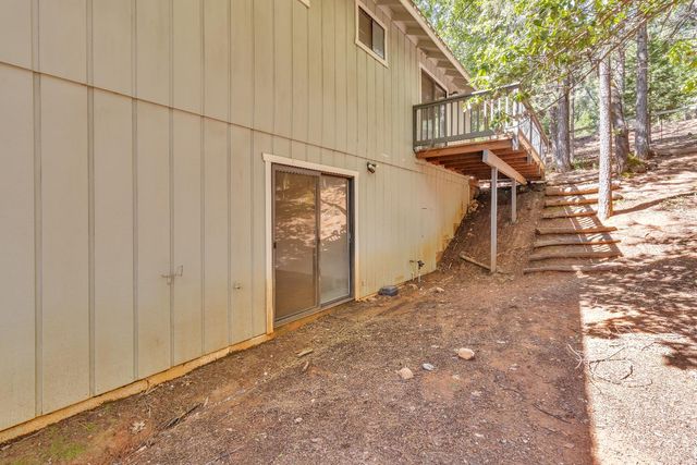 5539 Crestline Dr, Foresthill, CA 95631