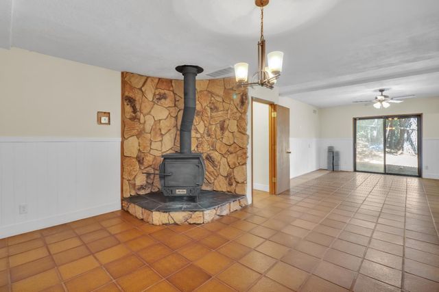 5539 Crestline Dr, Foresthill, CA 95631