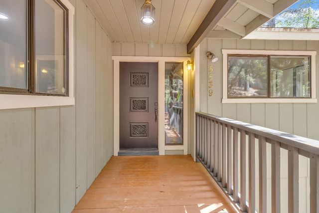 5539 Crestline Dr, Foresthill, CA 95631