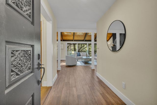 5539 Crestline Dr, Foresthill, CA 95631