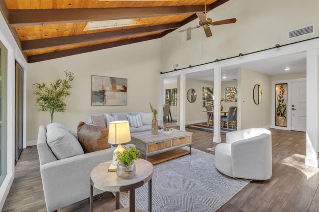 5539 Crestline Dr, Foresthill, CA 95631