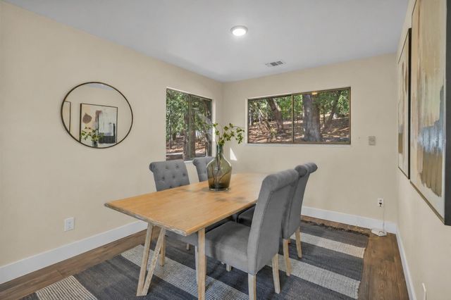 5539 Crestline Dr, Foresthill, CA 95631