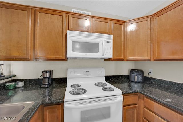 3145 East Flamingo Road 1028, Las Vegas, NV 89121