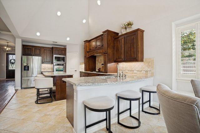 15136 Seventeen Lakes Boulevard, Fort Worth, TX 76262
