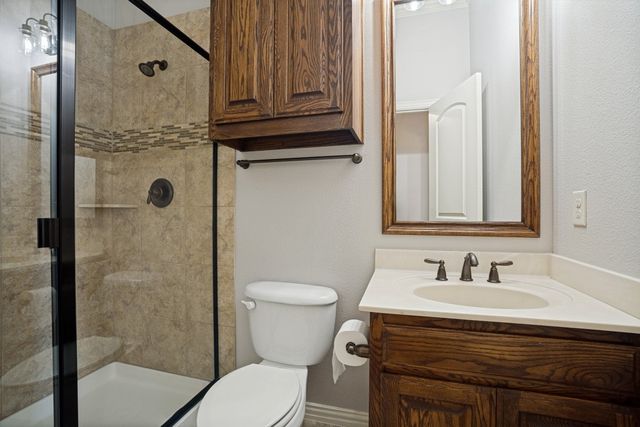 15136 Seventeen Lakes Boulevard, Fort Worth, TX 76262