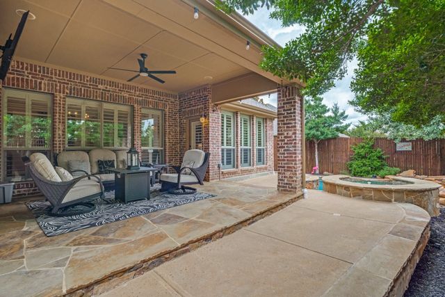 15136 Seventeen Lakes Boulevard, Fort Worth, TX 76262