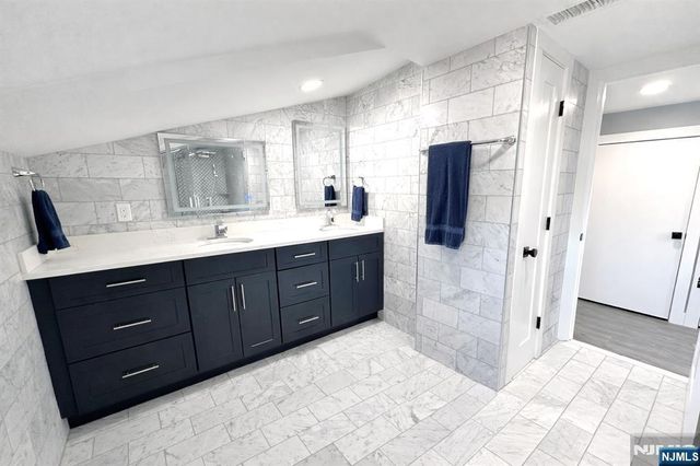 104 Walter Avenue, Hasbrouck Heights, NJ 07604