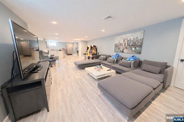 104 Walter Avenue, Hasbrouck Heights, NJ 07604