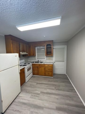 1836 Camp Road D, Charleston, SC 29412