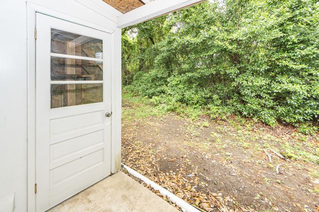 1836 Camp Road D, Charleston, SC 29412