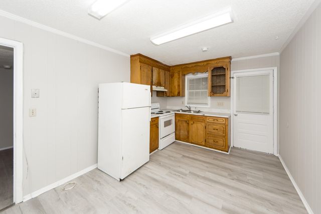 1836 Camp Road D, Charleston, SC 29412