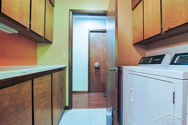 723 S Osborne Drive, Midland, MI 48640