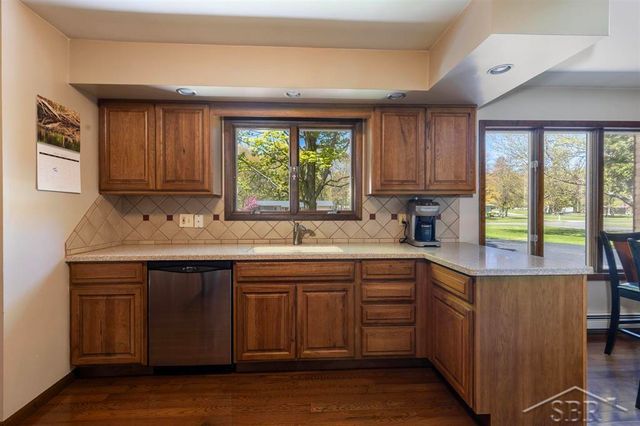 723 S Osborne Drive, Midland, MI 48640