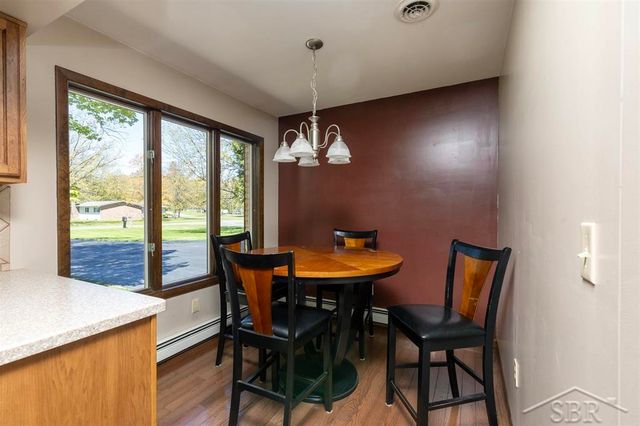 723 S Osborne Drive, Midland, MI 48640