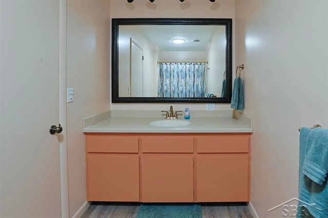 723 S Osborne Drive, Midland, MI 48640