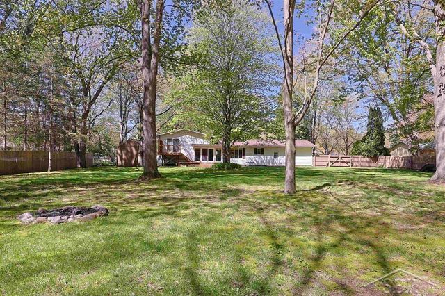 723 S Osborne Drive, Midland, MI 48640