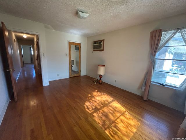 4903 Bernadine, San Antonio, TX 78220