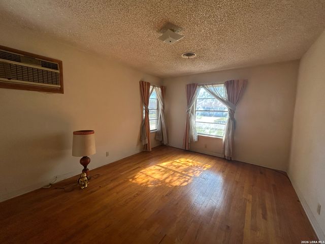 4903 Bernadine, San Antonio, TX 78220