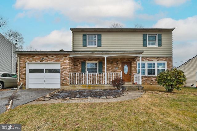 210 S 16TH ST, Emmaus, PA 18049
