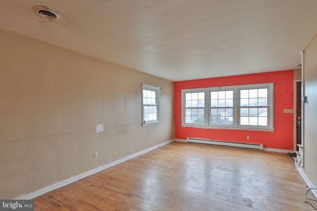 210 S 16TH ST, Emmaus, PA 18049