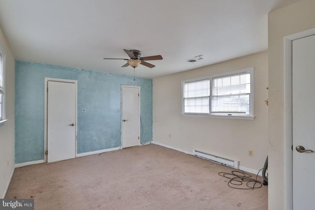 210 S 16TH ST, Emmaus, PA 18049