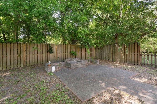 4529 Duke DR, Portsmouth, VA 23703