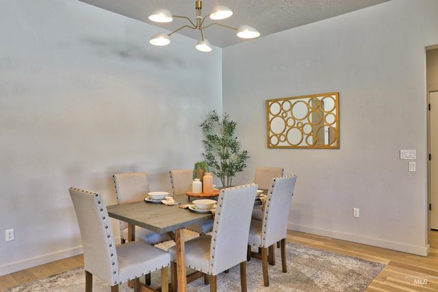 4148 E Copper Point, Meridian, ID 83642