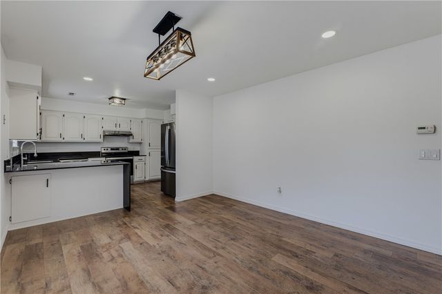 2709 Hyatt Avenue, Springdale, AR 72762