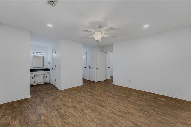 2709 Hyatt Avenue, Springdale, AR 72762
