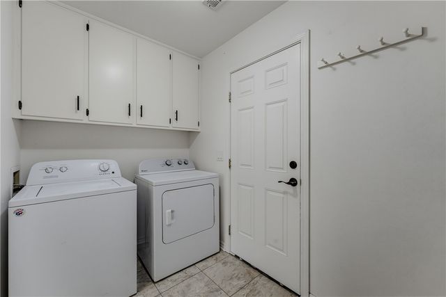 2709 Hyatt Avenue, Springdale, AR 72762