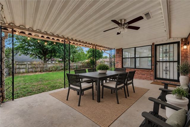 2709 Hyatt Avenue, Springdale, AR 72762