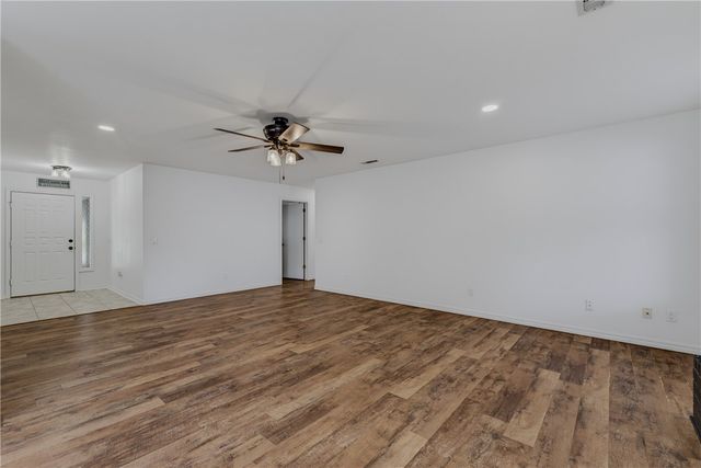 2709 Hyatt Avenue, Springdale, AR 72762