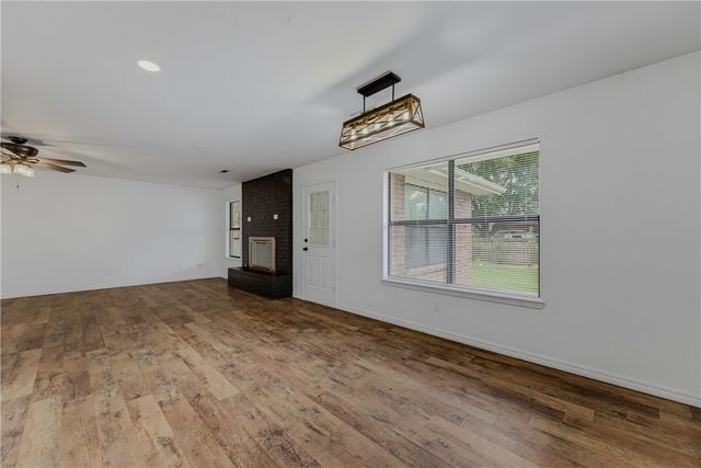2709 Hyatt Avenue, Springdale, AR 72762