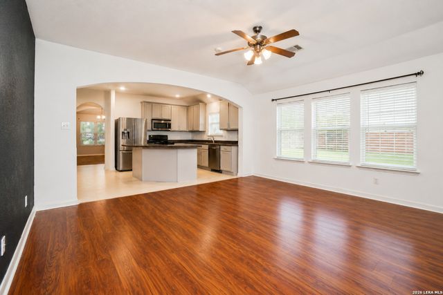 9718 Sun Ml, San Antonio, TX 78254