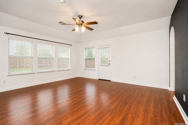 9718 Sun Ml, San Antonio, TX 78254