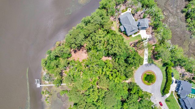 94 Lady Banks Lane, Hollywood, SC 29470