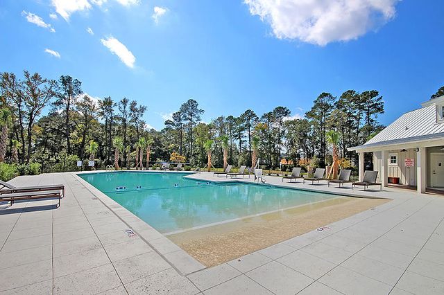 94 Lady Banks Lane, Hollywood, SC 29470