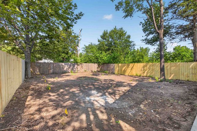 1639 S Lulu, Wichita, KS 67211