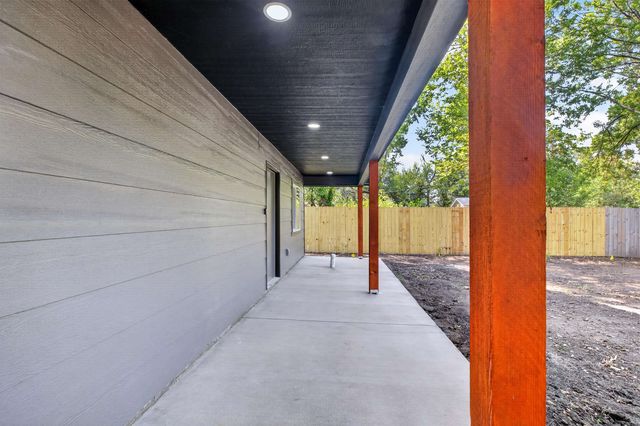 1639 S Lulu, Wichita, KS 67211