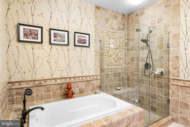 227 CARSON TER, Huntingdon Valley, PA 19006