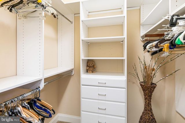 227 CARSON TER, Huntingdon Valley, PA 19006