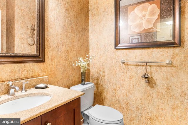 227 CARSON TER, Huntingdon Valley, PA 19006