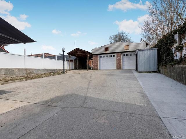 3324 Barker Avenue, Bronx, NY 10467