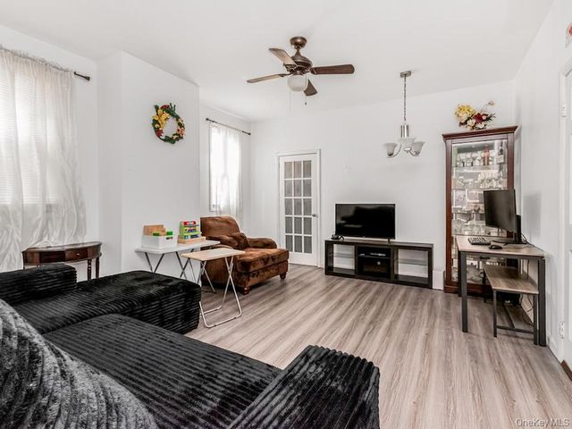 3324 Barker Avenue, Bronx, NY 10467