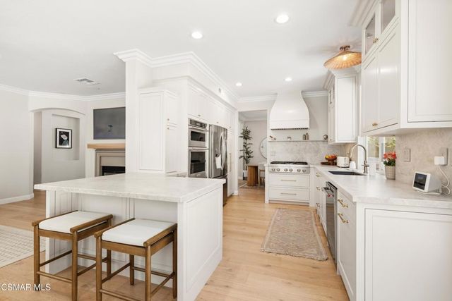 590 Camino Del Sol, Thousand Oaks, CA 91320