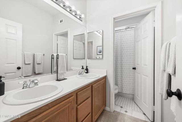 590 Camino Del Sol, Thousand Oaks, CA 91320