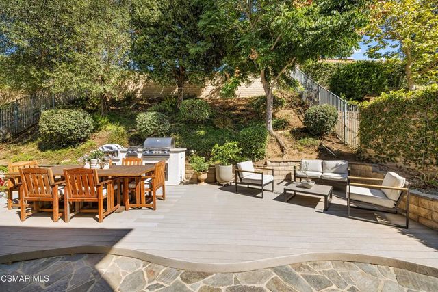 590 Camino Del Sol, Thousand Oaks, CA 91320