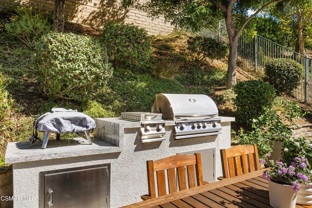 590 Camino Del Sol, Thousand Oaks, CA 91320